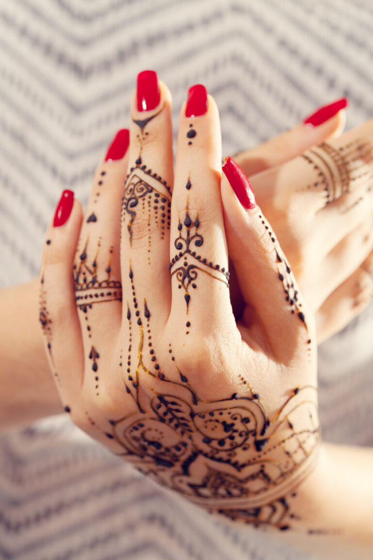 Royal Finger Mehndi Design