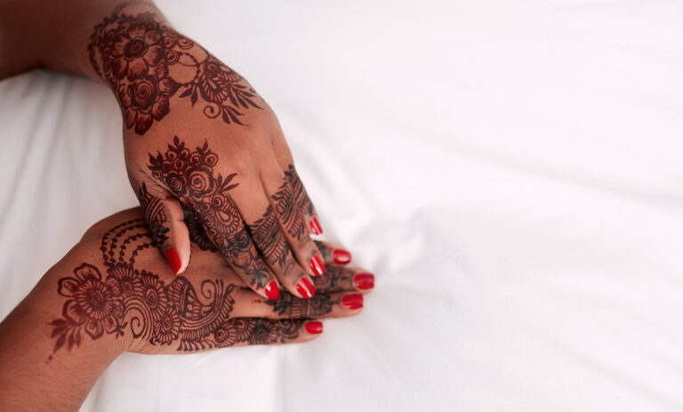 Royal Finger Mehndi Design