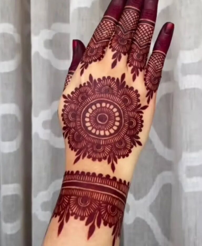 modern royal front hand mehndi design