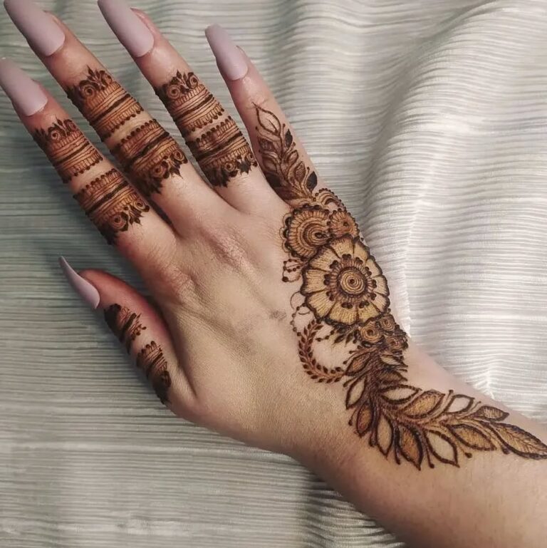 modern royal front hand mehndi design