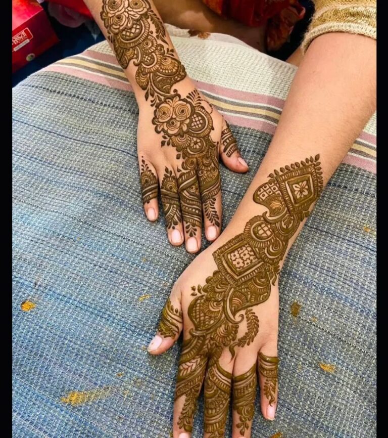 modern royal front hand mehndi design