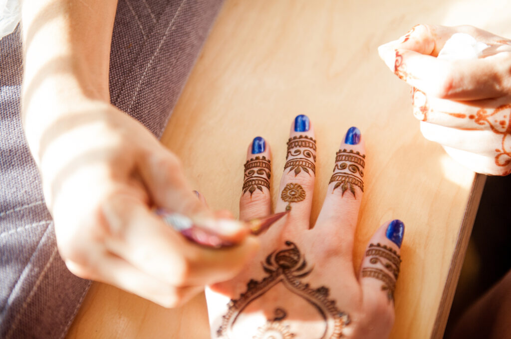 Simple Mehndi Design New Photo 2025
