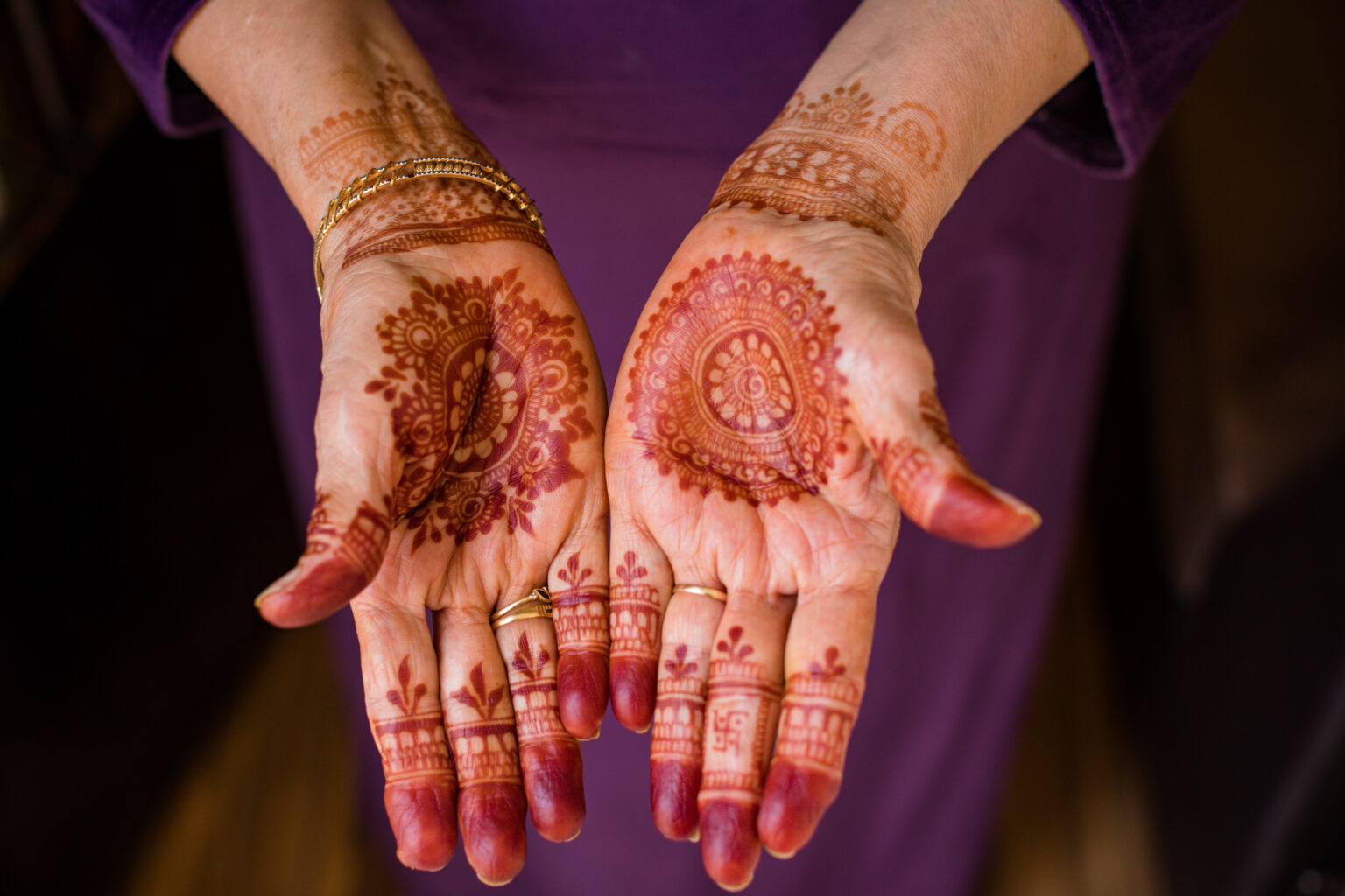 modern royal front hand mehndi design