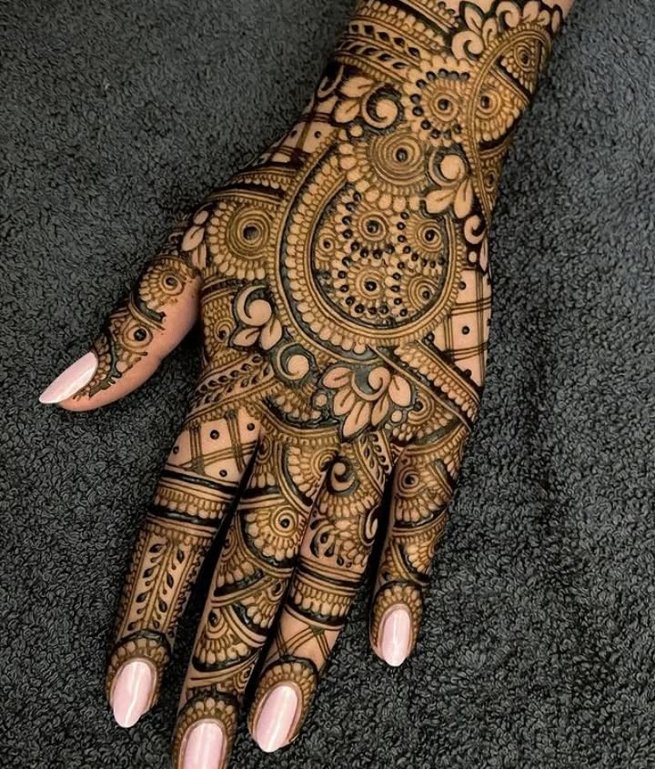 Arabic Pakistani Mehndi Designs