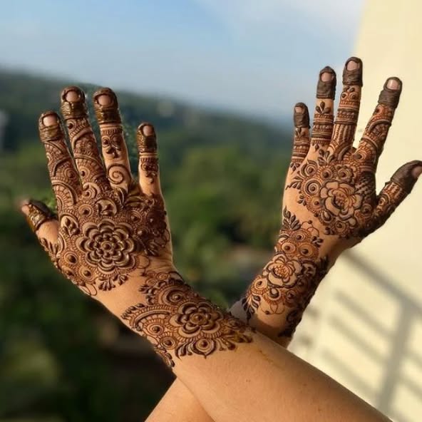 dubai mehndi design photo