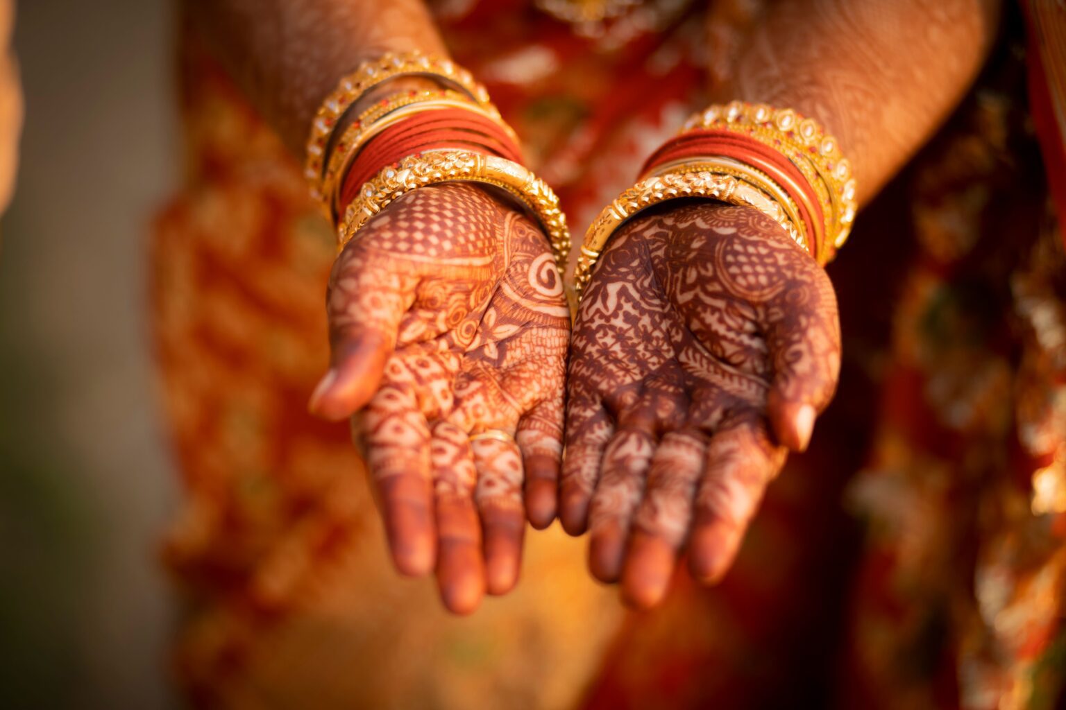 left hand mehndi design