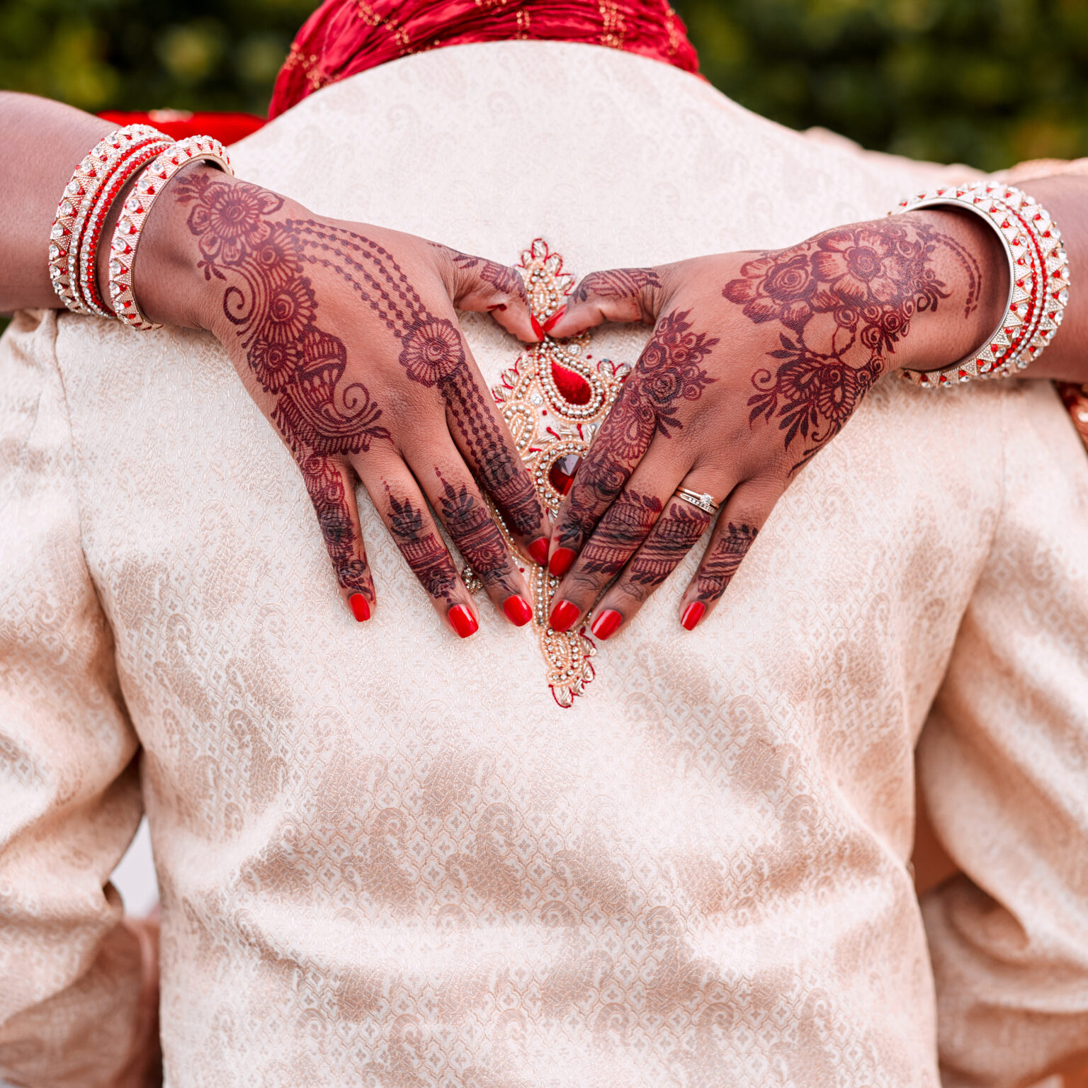 left hand mehndi design