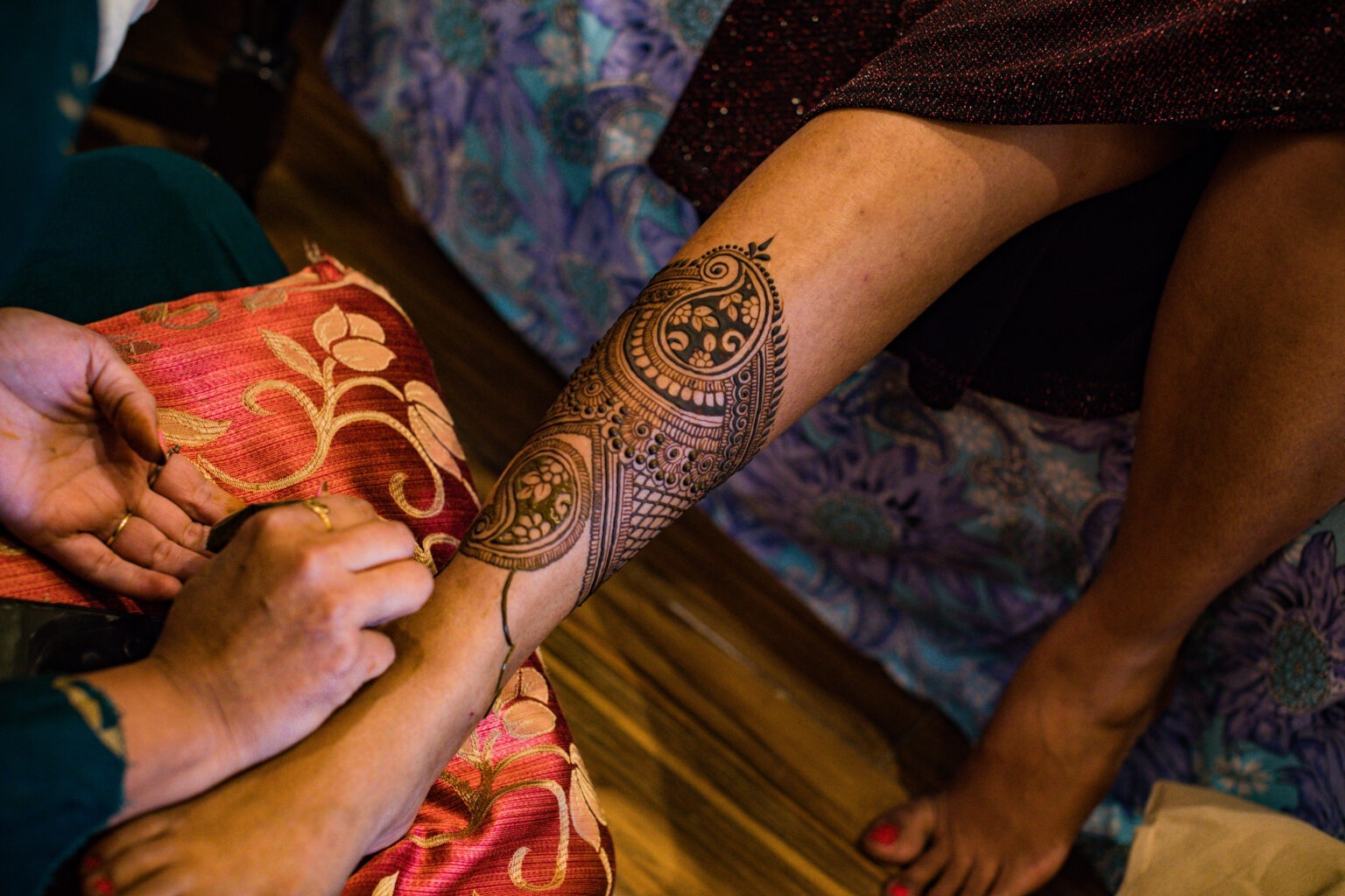 leg mehndi design