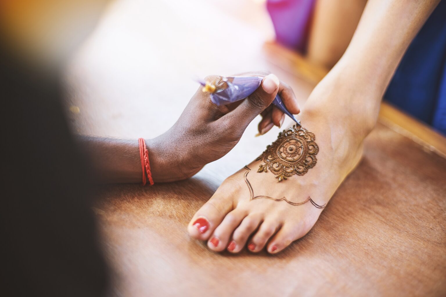 leg mehndi design