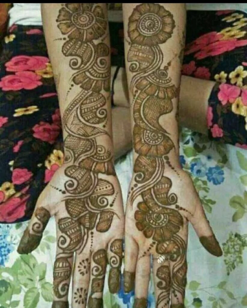 royal front hand mehndi design