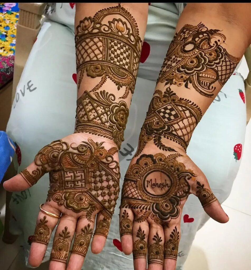royal front hand mehndi design