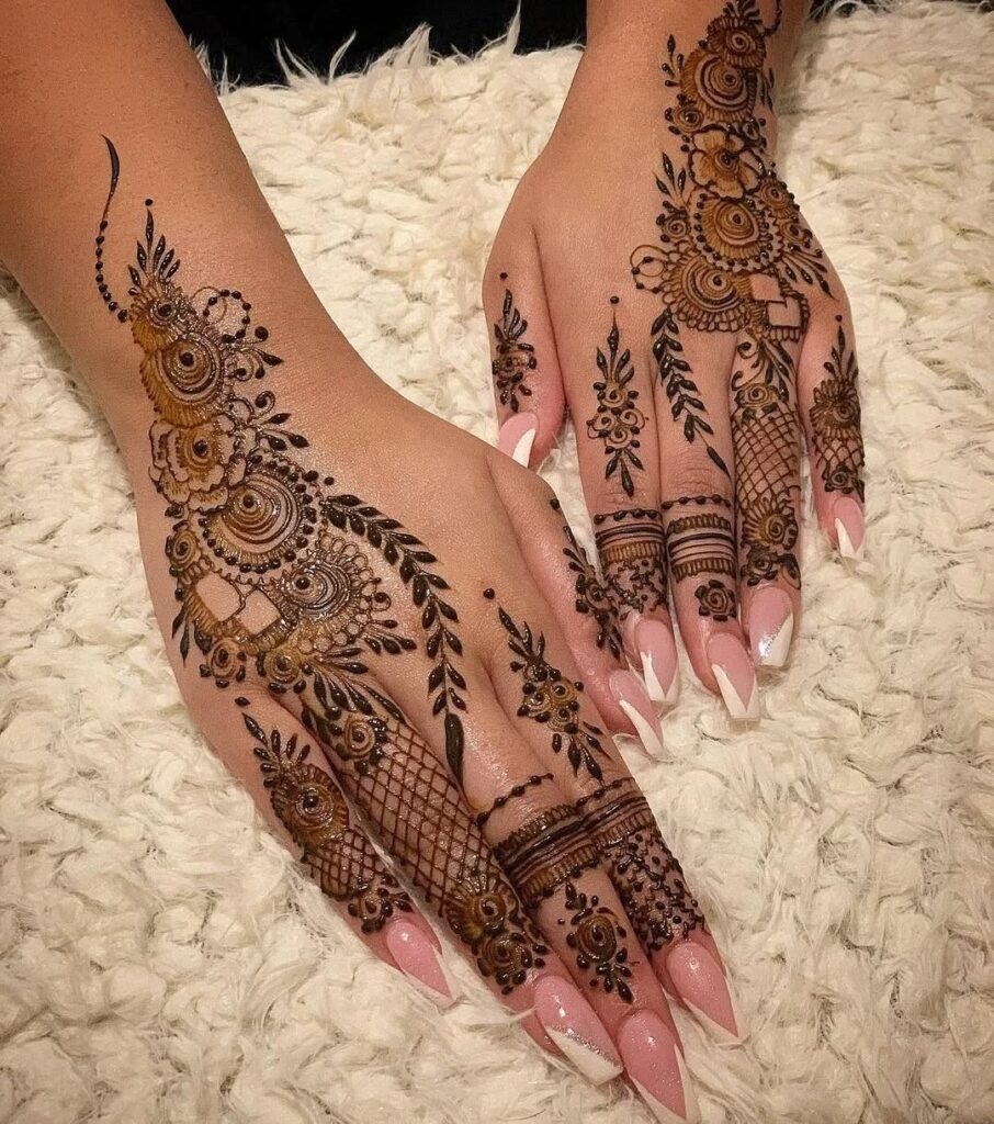 royal front hand mehndi design