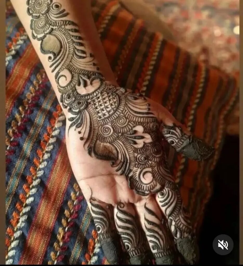 royal front hand mehndi design