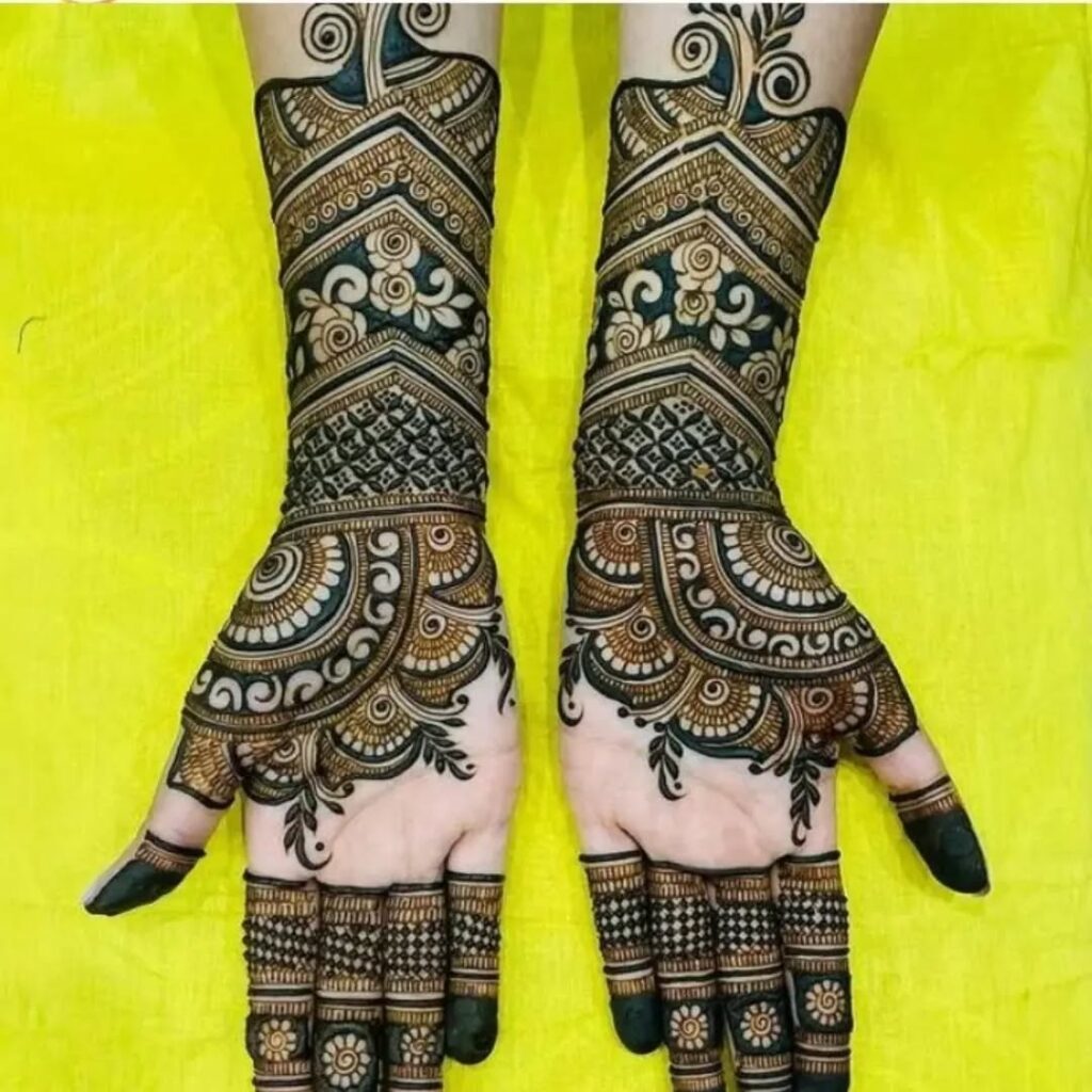 royal front hand mehndi design