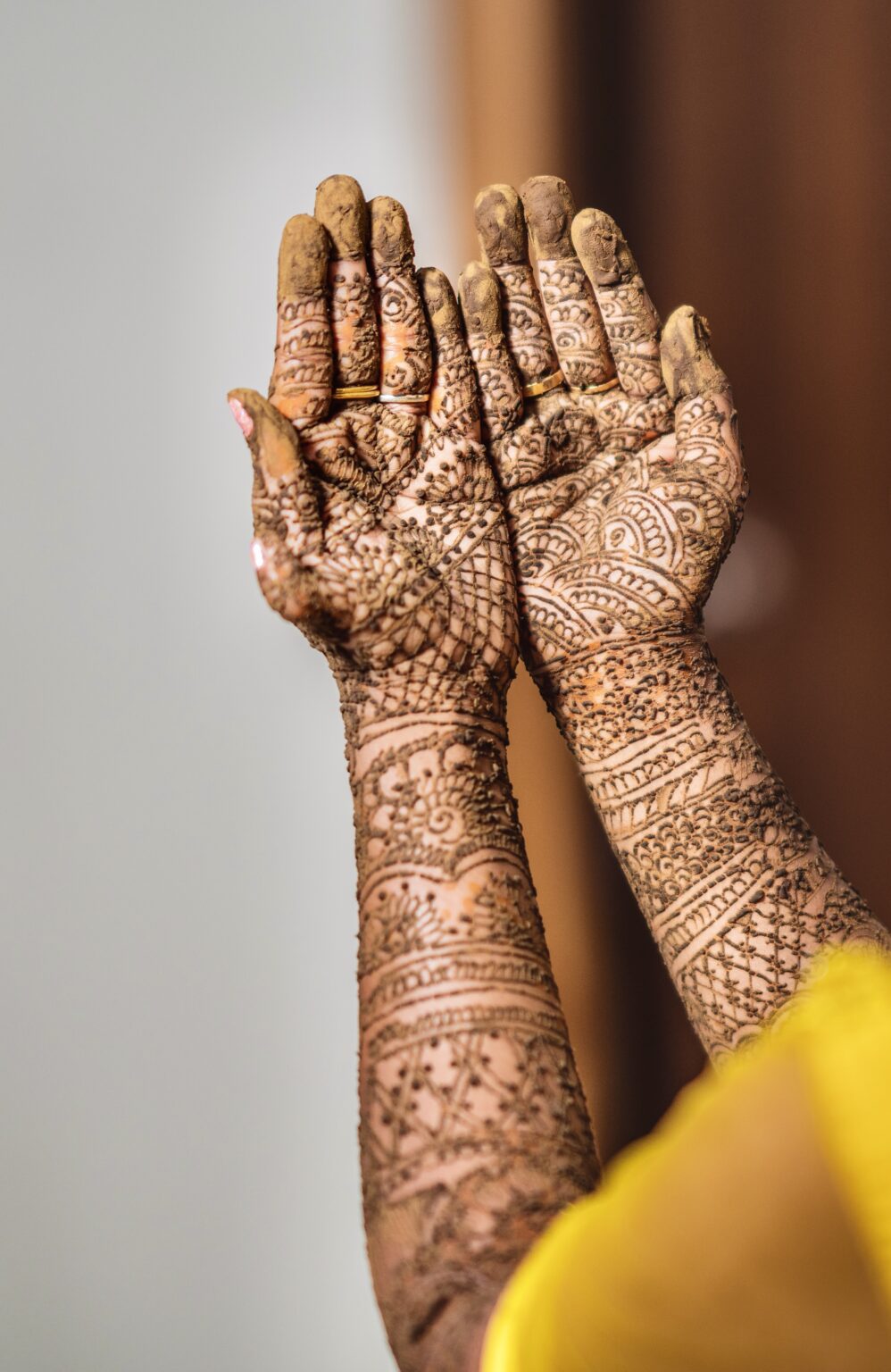 dulhan mehndi design photo