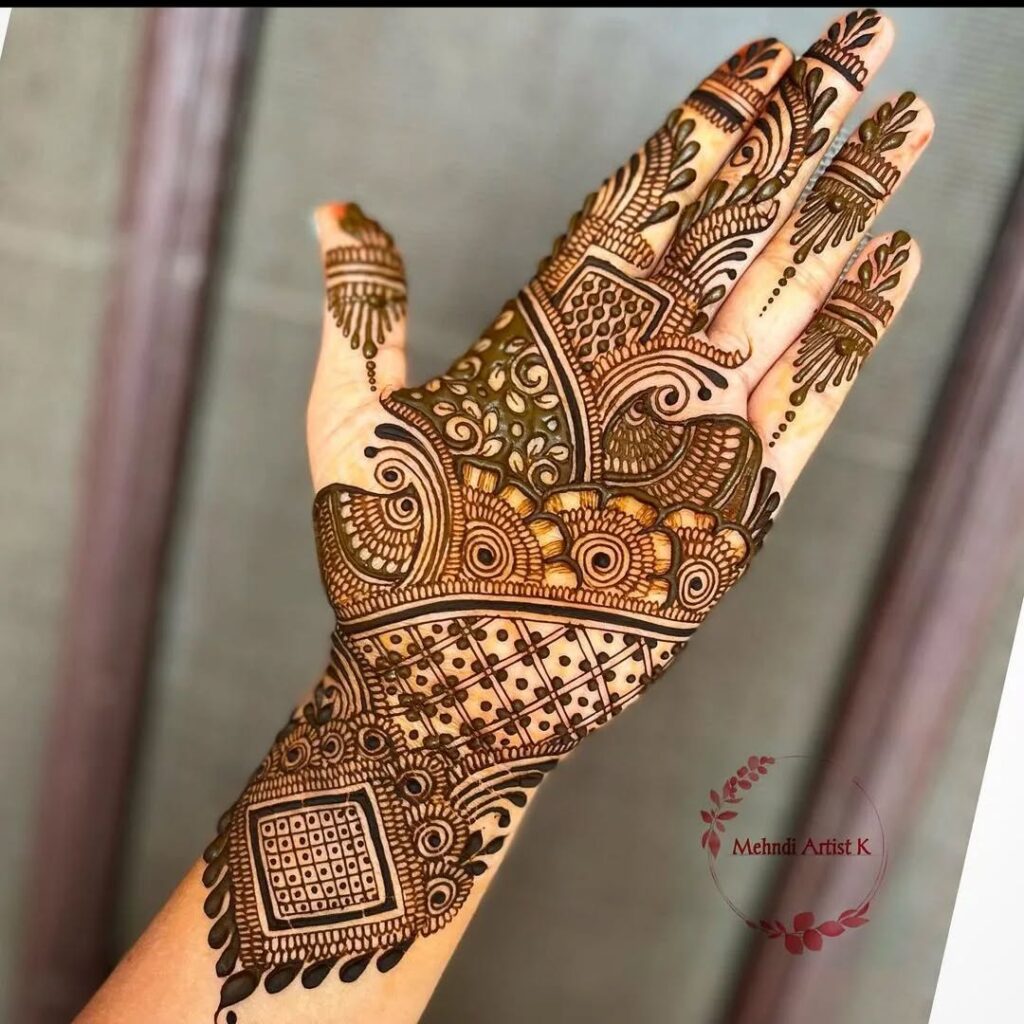 simple royal mehndi design