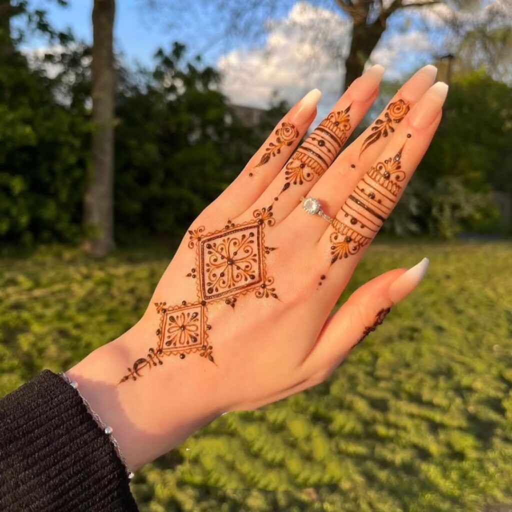 very easy mehndi design