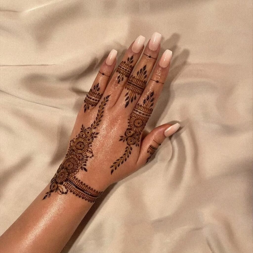 very easy mehndi design