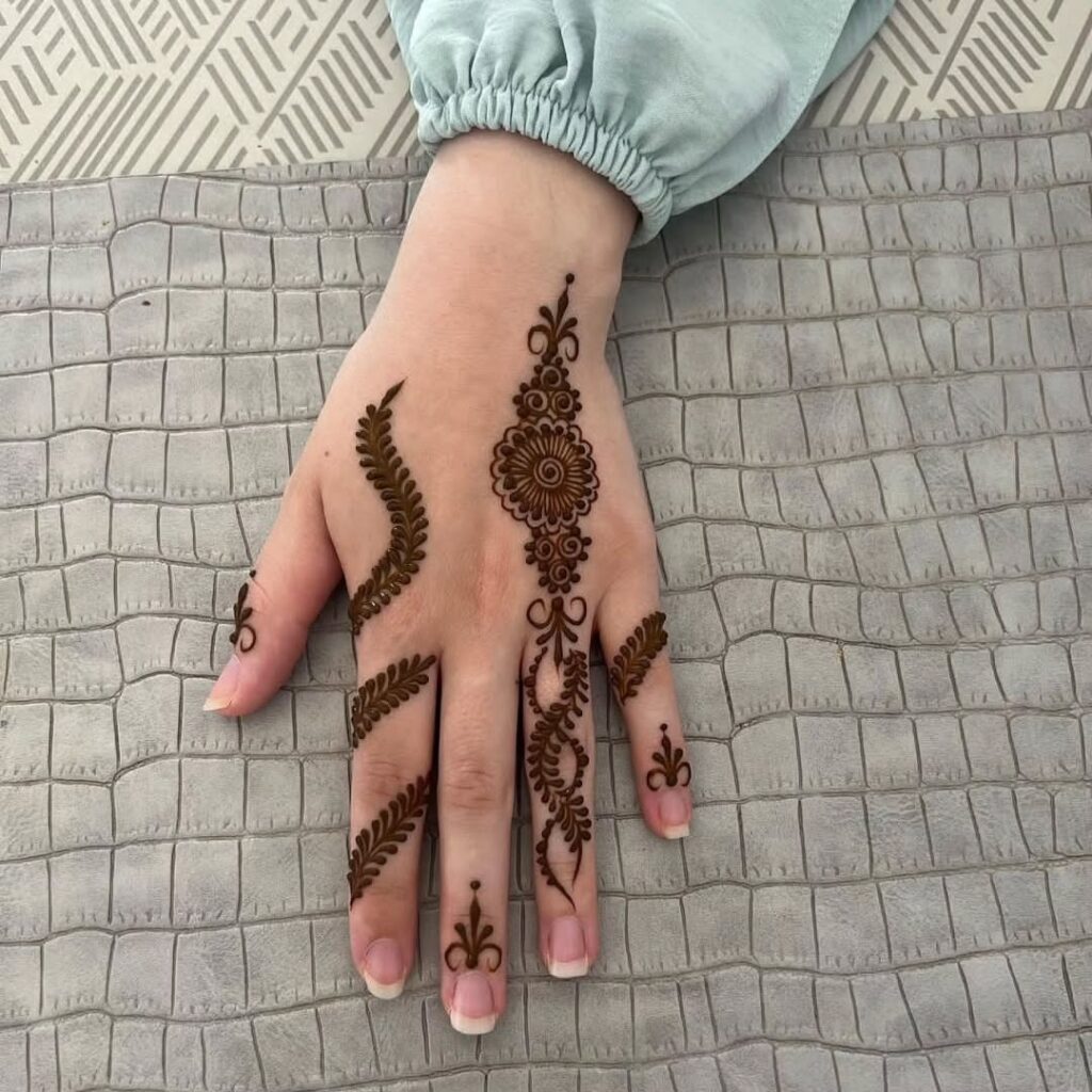 very easy mehndi design